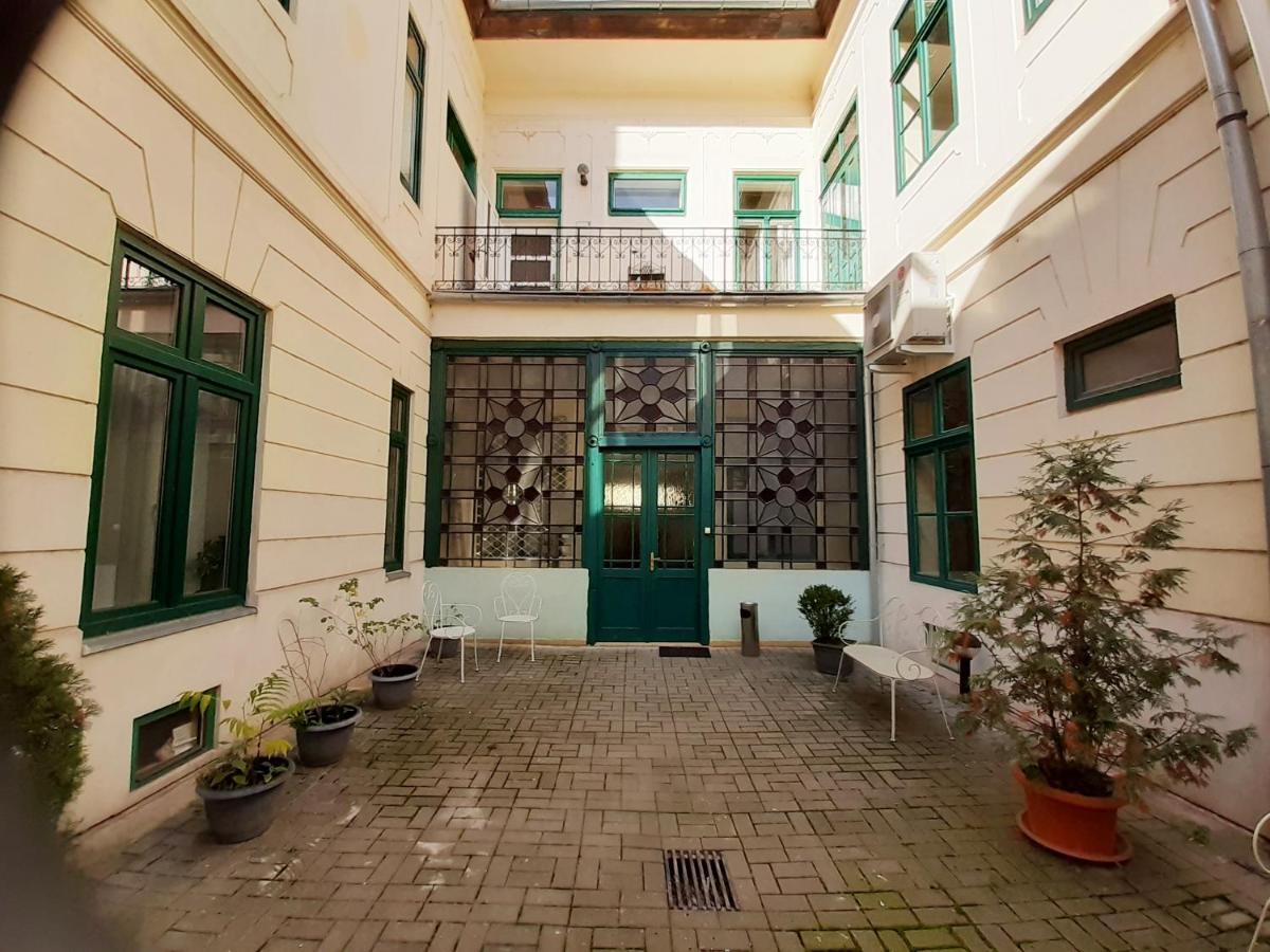 Entrez Apartment 3 - Historical Centre Kosice Exterior photo